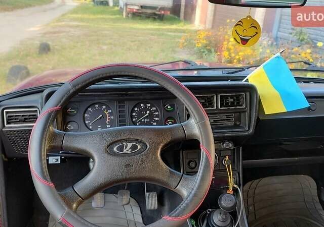 ВАЗ 2107 2003 в Сумах на Automoto.ua Красный ВАЗ 2107, объемом двигателя 1.57 л и пробегом 60 тыс. км за 1500 $, фото 6 на Automoto.ua