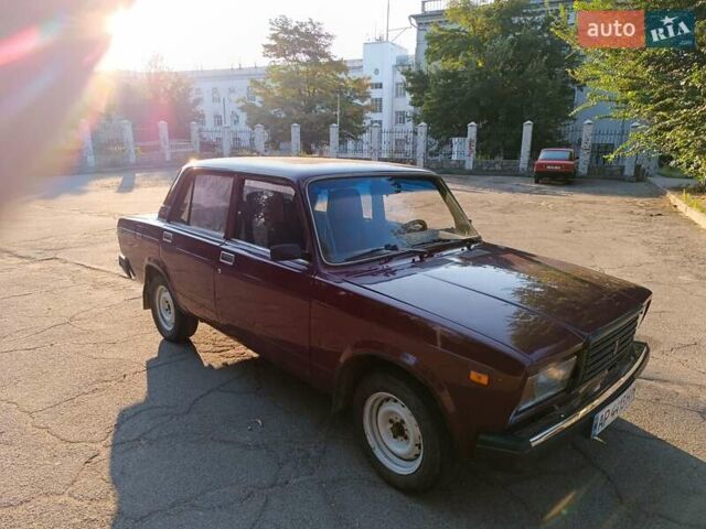 Червоний ВАЗ 2107, об'ємом двигуна 1.6 л та пробігом 63 тис. км за 958 $, фото 1 на Automoto.ua