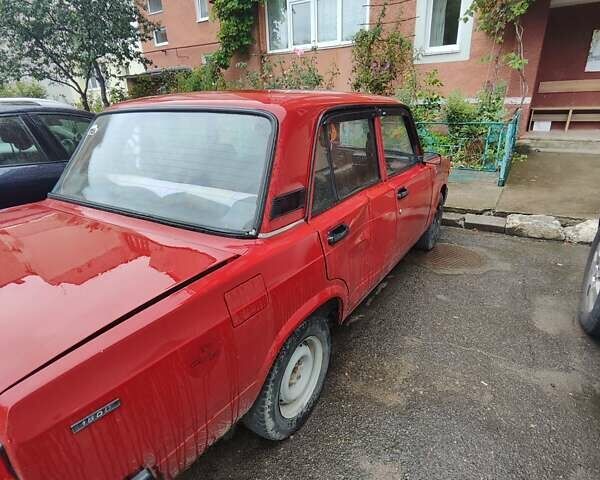 Красный ВАЗ 2107, объемом двигателя 1.45 л и пробегом 150 тыс. км за 800 $, фото 4 на Automoto.ua