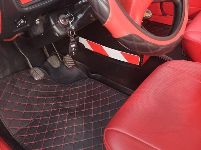 Красный ВАЗ 2107, объемом двигателя 1.6 л и пробегом 99 тыс. км за 1350 $, фото 2 на Automoto.ua