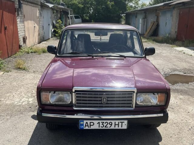Красный ВАЗ 2107, объемом двигателя 1.6 л и пробегом 37 тыс. км за 1700 $, фото 2 на Automoto.ua