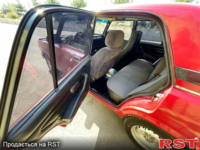 Красный ВАЗ 2107, объемом двигателя 1.6 л и пробегом 145 тыс. км за 1350 $, фото 7 на Automoto.ua