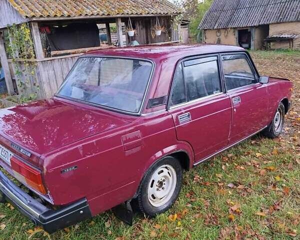 Красный ВАЗ 2107, объемом двигателя 1.46 л и пробегом 106 тыс. км за 1326 $, фото 3 на Automoto.ua