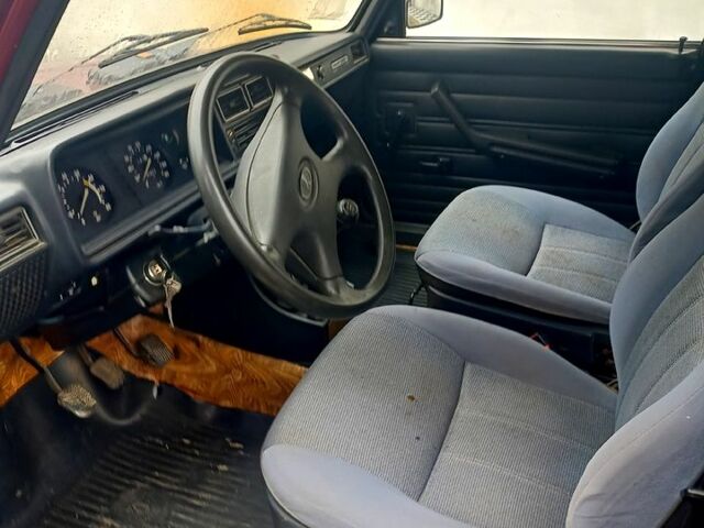 Красный ВАЗ 2107, объемом двигателя 1.6 л и пробегом 0 тыс. км за 1250 $, фото 5 на Automoto.ua