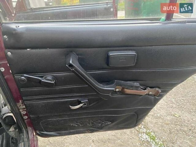 Красный ВАЗ 2107, объемом двигателя 1.6 л и пробегом 70 тыс. км за 650 $, фото 8 на Automoto.ua