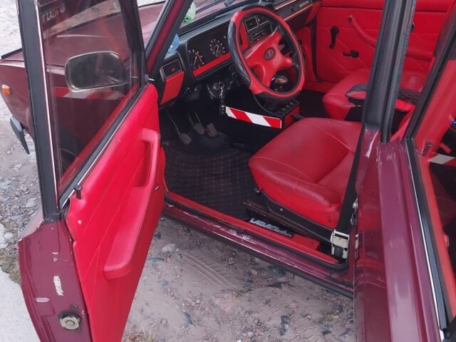 Красный ВАЗ 2107, объемом двигателя 1.6 л и пробегом 99 тыс. км за 1350 $, фото 10 на Automoto.ua