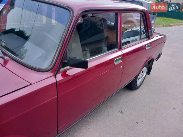 Червоний ВАЗ 2107, об'ємом двигуна 1.5 л та пробігом 70 тис. км за 1550 $, фото 2 на Automoto.ua