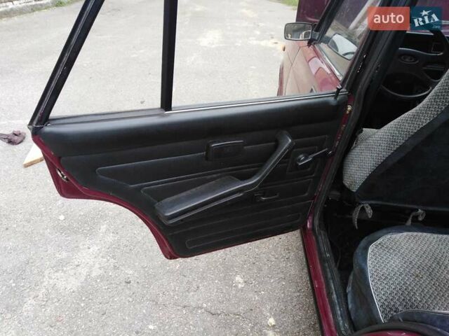 Красный ВАЗ 2107, объемом двигателя 1.57 л и пробегом 74 тыс. км за 1500 $, фото 11 на Automoto.ua