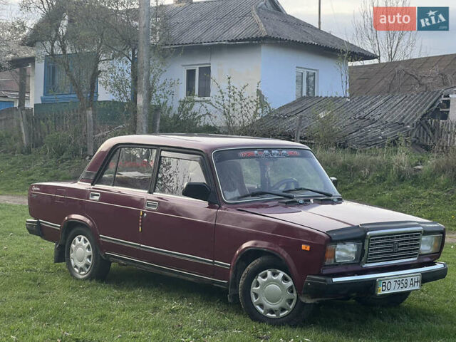 Красный ВАЗ 2107, объемом двигателя 1.6 л и пробегом 65 тыс. км за 900 $, фото 2 на Automoto.ua