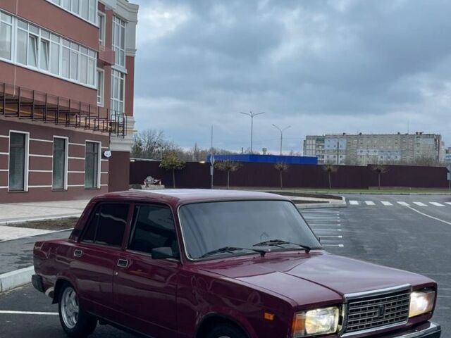 Красный ВАЗ 2107, объемом двигателя 1.6 л и пробегом 3 тыс. км за 1800 $, фото 4 на Automoto.ua