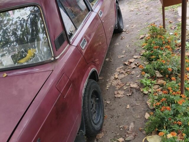 Красный ВАЗ 2107, объемом двигателя 0 л и пробегом 47 тыс. км за 850 $, фото 1 на Automoto.ua
