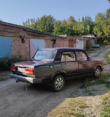 Червоний ВАЗ 2107, об'ємом двигуна 1.57 л та пробігом 100 тис. км за 900 $, фото 1 на Automoto.ua