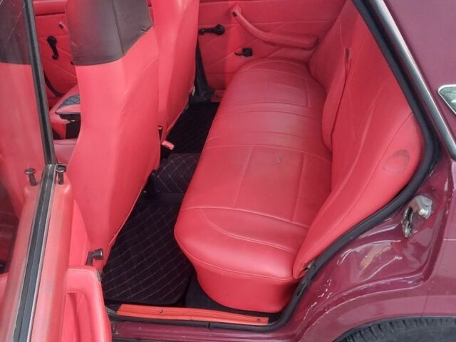 Красный ВАЗ 2107, объемом двигателя 1.6 л и пробегом 99 тыс. км за 1350 $, фото 13 на Automoto.ua