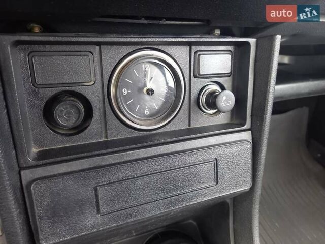 ВАЗ 2107 2003 в Черкассах на Automoto.ua Красный ВАЗ 2107, объемом двигателя 1.5 л и пробегом 22 тыс. км за 3350 $, фото 38 на Automoto.ua