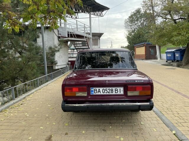 ВАЗ 2107 2003 в Черноморске (Ильичевске) на Automoto.ua Красный ВАЗ 2107, объемом двигателя 1.5 л и пробегом 3 тыс. км за 951 $, фото 3 на Automoto.ua