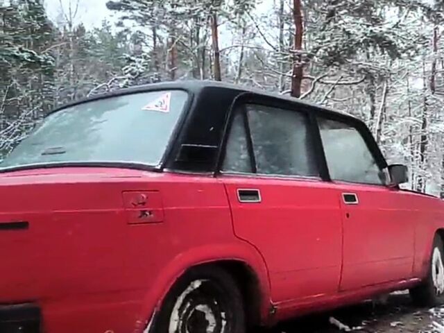 Красный ВАЗ 2107, объемом двигателя 0 л и пробегом 54 тыс. км за 16500 $, фото 2 на Automoto.ua