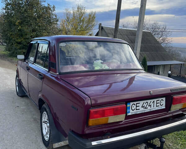 ВАЗ 2107 2004 у Хотине на Automoto.ua Червоний ВАЗ 2107, об'ємом двигуна 1.5 л та пробігом 30 тис. км за 1300 $, фото 2 на Automoto.ua