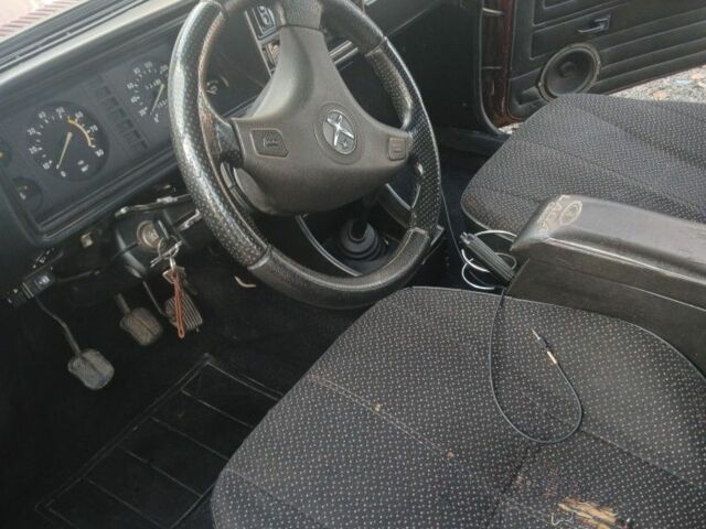 Красный ВАЗ 2107, объемом двигателя 1.5 л и пробегом 500 тыс. км за 945 $, фото 9 на Automoto.ua