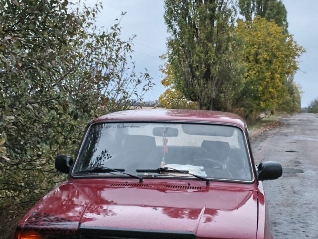 ВАЗ 2107 2004 у Благовіщенське (Ульяновка) на Automoto.ua Червоний ВАЗ 2107, об'ємом двигуна 1.6 л та пробігом 10 тис. км за 1000 $, фото 2 на Automoto.ua