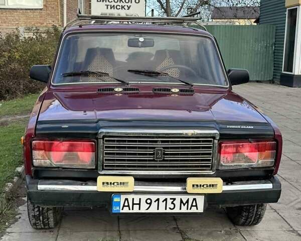 Красный ВАЗ 2107, объемом двигателя 1.45 л и пробегом 1 тыс. км за 999 $, фото 1 на Automoto.ua