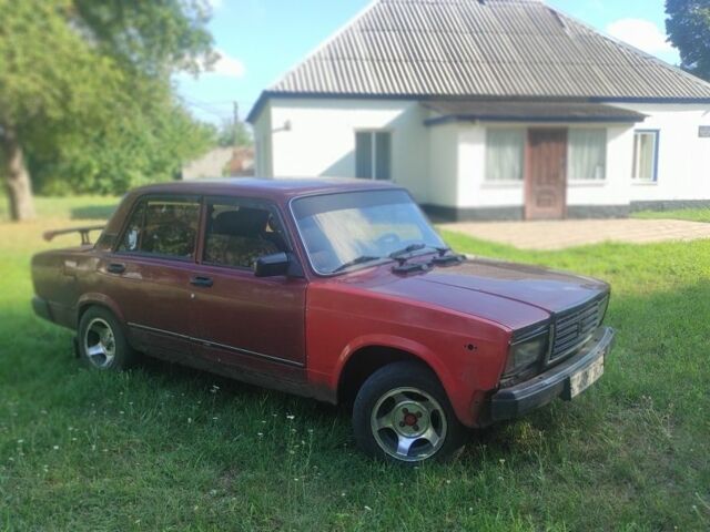 Красный ВАЗ 2107, объемом двигателя 0 л и пробегом 1000 тыс. км за 242 $, фото 3 на Automoto.ua