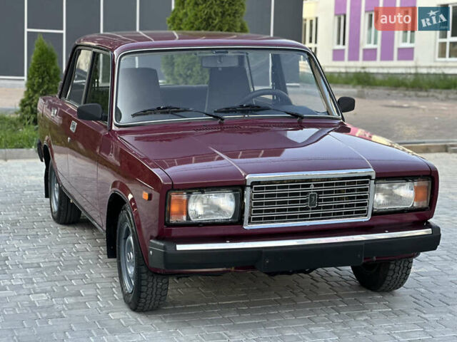 Красный ВАЗ 2107, объемом двигателя 1.5 л и пробегом 77 тыс. км за 2600 $, фото 12 на Automoto.ua