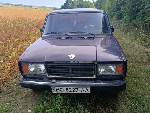 Красный ВАЗ 2107, объемом двигателя 3 л и пробегом 7 тыс. км за 900 $, фото 1 на Automoto.ua