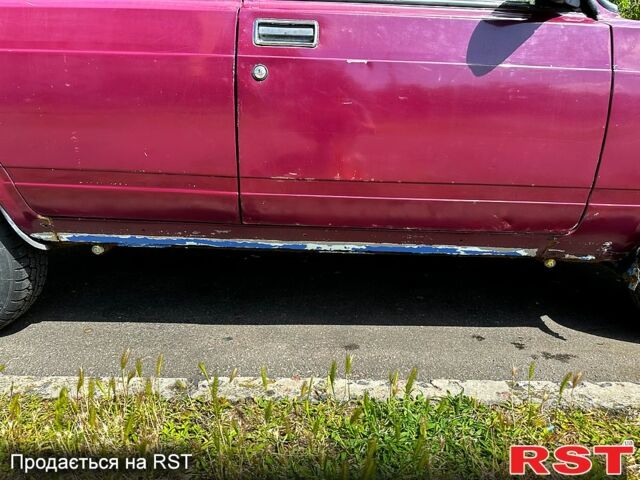Красный ВАЗ 2107, объемом двигателя 1.5 л и пробегом 100 тыс. км за 600 $, фото 9 на Automoto.ua