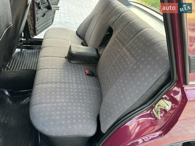 ВАЗ 2107 2004 в Виннице на Automoto.ua Красный ВАЗ 2107, объемом двигателя 1.5 л и пробегом 77 тыс. км за 2450 $, фото 53 на Automoto.ua