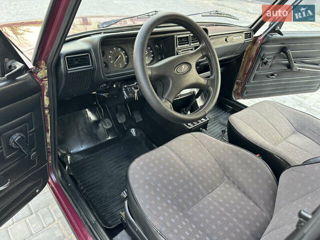 ВАЗ 2107 2004 в Виннице на Automoto.ua Красный ВАЗ 2107, объемом двигателя 1.5 л и пробегом 77 тыс. км за 2450 $, фото 47 на Automoto.ua