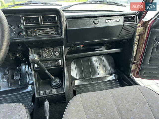 ВАЗ 2107 2004 в Виннице на Automoto.ua Красный ВАЗ 2107, объемом двигателя 1.5 л и пробегом 77 тыс. км за 2450 $, фото 72 на Automoto.ua