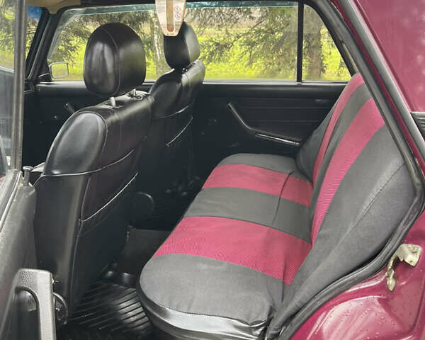 Червоний ВАЗ 2107, об'ємом двигуна 1.5 л та пробігом 31 тис. км за 2000 $, фото 9 на Automoto.ua