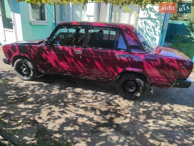 Красный ВАЗ 2107, объемом двигателя 1.45 л и пробегом 65 тыс. км за 1850 $, фото 3 на Automoto.ua