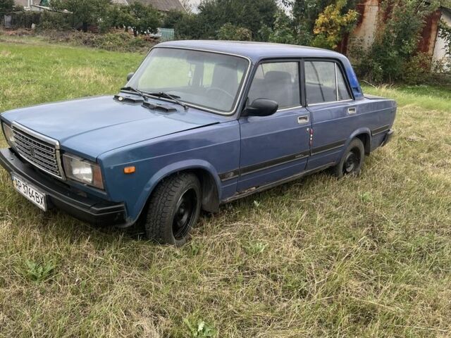 Червоний ВАЗ 2107, об'ємом двигуна 1.5 л та пробігом 70 тис. км за 608 $, фото 1 на Automoto.ua