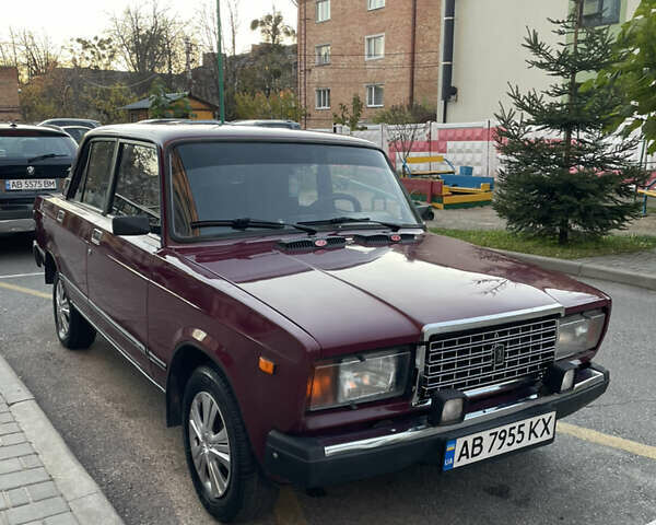 Красный ВАЗ 2107, объемом двигателя 1.45 л и пробегом 94 тыс. км за 1550 $, фото 1 на Automoto.ua