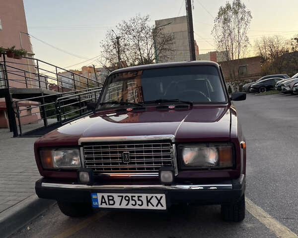 Красный ВАЗ 2107, объемом двигателя 1.45 л и пробегом 94 тыс. км за 1550 $, фото 2 на Automoto.ua