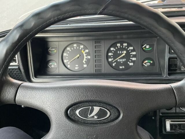 Червоний ВАЗ 2107, об'ємом двигуна 1.5 л та пробігом 94 тис. км за 1650 $, фото 12 на Automoto.ua