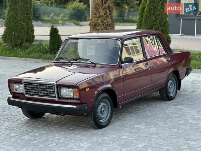 ВАЗ 2107 2004 в Виннице на Automoto.ua Красный ВАЗ 2107, объемом двигателя 1.5 л и пробегом 77 тыс. км за 2450 $, фото 3 на Automoto.ua