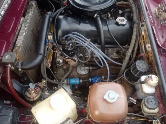 Красный ВАЗ 2107, объемом двигателя 1.5 л и пробегом 500 тыс. км за 945 $, фото 3 на Automoto.ua