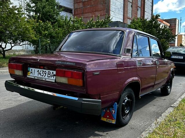 Красный ВАЗ 2107, объемом двигателя 1.5 л и пробегом 100 тыс. км за 600 $, фото 4 на Automoto.ua