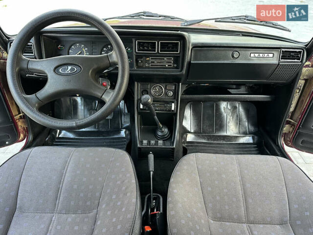 ВАЗ 2107 2004 в Виннице на Automoto.ua Красный ВАЗ 2107, объемом двигателя 1.5 л и пробегом 77 тыс. км за 2450 $, фото 70 на Automoto.ua
