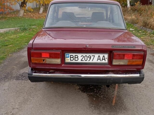 ВАЗ 2107 2004 в Павлограде на Automoto.ua Красный ВАЗ 2107, объемом двигателя 1.5 л и пробегом 67 тыс. км за 1069 $, фото 7 на Automoto.ua