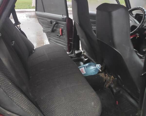 Червоний ВАЗ 2107, об'ємом двигуна 1.5 л та пробігом 200 тис. км за 1100 $, фото 6 на Automoto.ua