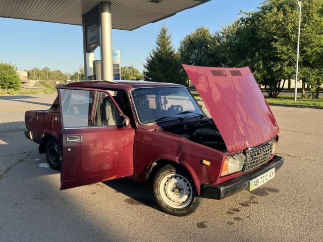 Красный ВАЗ 2107, объемом двигателя 1.5 л и пробегом 40 тыс. км за 437 $, фото 12 на Automoto.ua