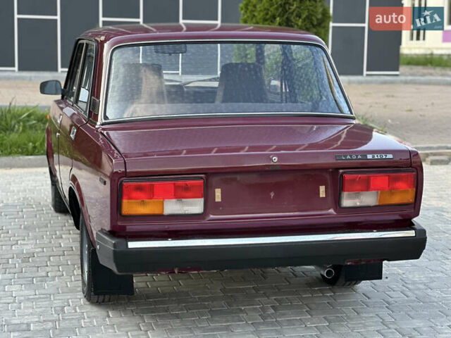 ВАЗ 2107 2004 в Виннице на Automoto.ua Красный ВАЗ 2107, объемом двигателя 1.5 л и пробегом 77 тыс. км за 2450 $, фото 33 на Automoto.ua