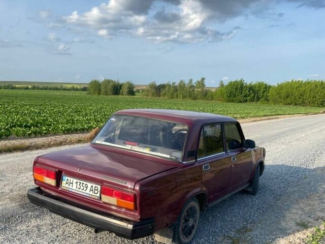 Красный ВАЗ 2107, объемом двигателя 1.5 л и пробегом 97 тыс. км за 850 $, фото 2 на Automoto.ua