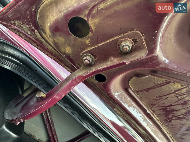 ВАЗ 2107 2004 в Виннице на Automoto.ua Красный ВАЗ 2107, объемом двигателя 1.5 л и пробегом 77 тыс. км за 2450 $, фото 79 на Automoto.ua