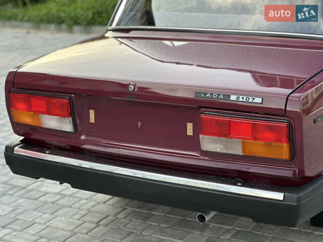 ВАЗ 2107 2004 в Виннице на Automoto.ua Красный ВАЗ 2107, объемом двигателя 1.5 л и пробегом 77 тыс. км за 2450 $, фото 39 на Automoto.ua