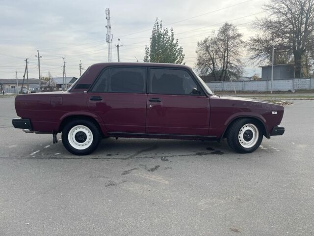 Червоний ВАЗ 2107, об'ємом двигуна 1.5 л та пробігом 84 тис. км за 1100 $, фото 4 на Automoto.ua