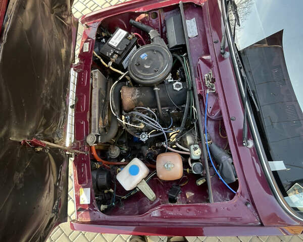 ВАЗ 2107 2004 у Хотине на Automoto.ua Червоний ВАЗ 2107, об'ємом двигуна 1.5 л та пробігом 30 тис. км за 1300 $, фото 12 на Automoto.ua